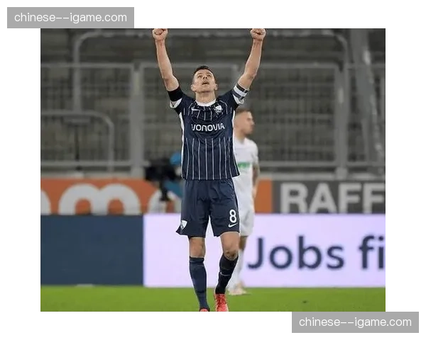 天气预警:预计比赛日大风,云达不莱梅对阵波鸿或更依赖低平球定位球 天气预警:预计比赛日大风,云达不莱梅对阵波鸿或更依赖低平球定位球